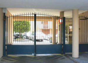 portail industriel battant acier